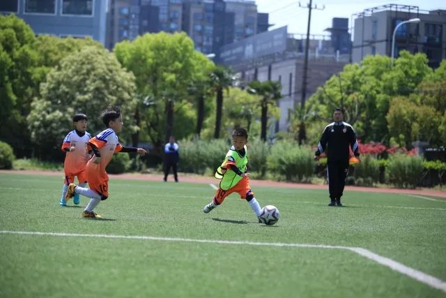 意甲-劳塔罗邓弗里斯破门 国际米兰2-0卡利亚里